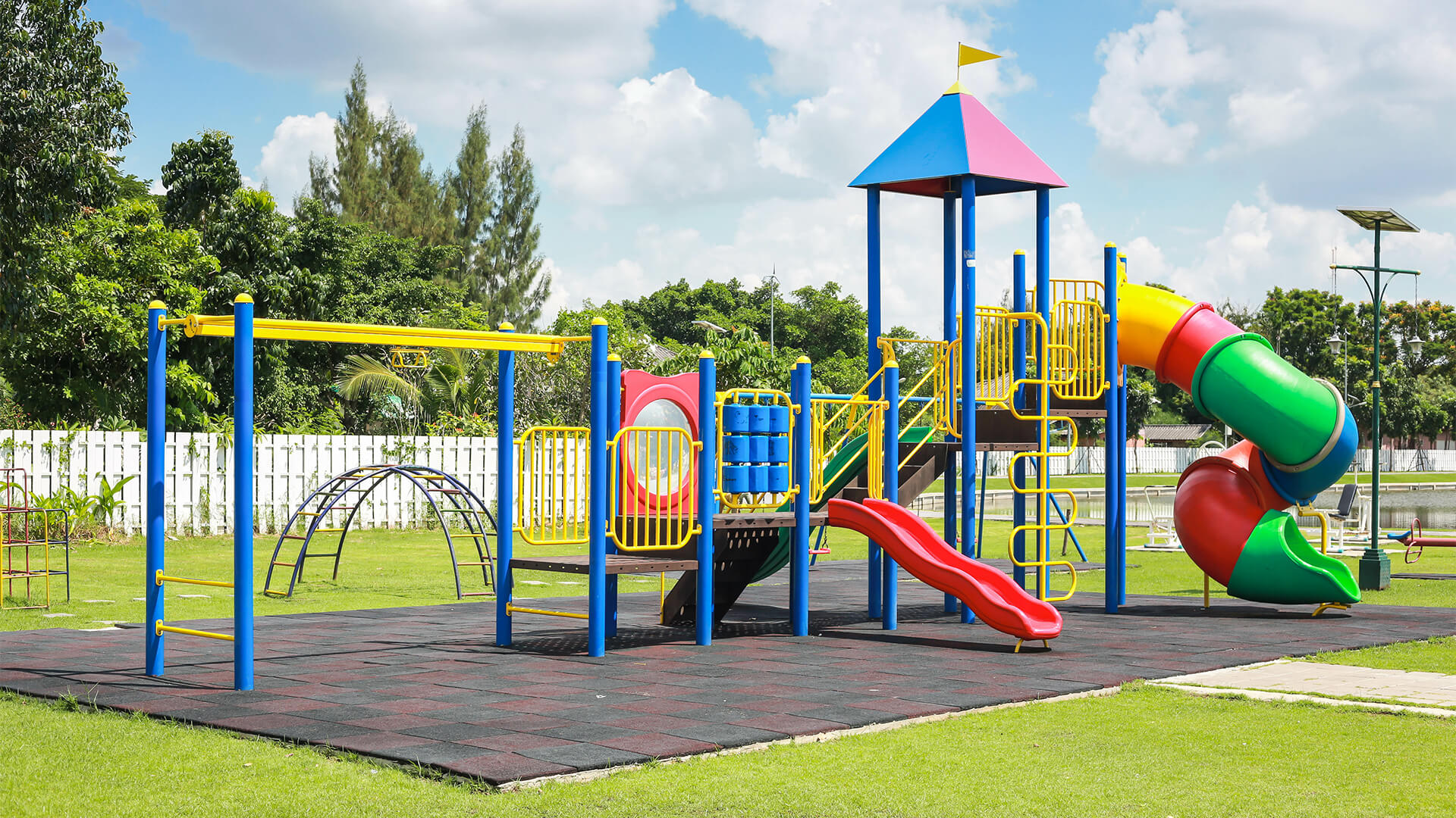 4 Rekomendasi Tempat Kuliner Sekaligus Playground di Malang !