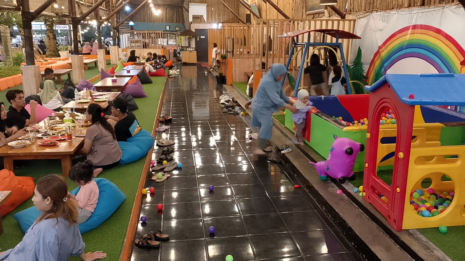 4 Rekomendasi Restoran Malang Cocok untuk Ulang Tahun Anak, Boleh di Coba nih!